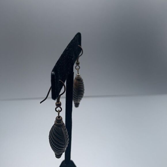 Vintage SET of 3 PAIRS of Varied Metalwork earrings, Unmarked - Picture 7 of 7